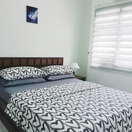 Yussal Homestay Simpang Ampat Semanggol Extérieur photo